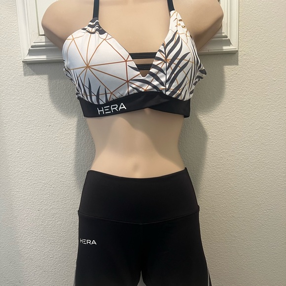 Hera Hero 2pc Women's workout Leggings & top in White /Black. NWT - Picture 2 of 15